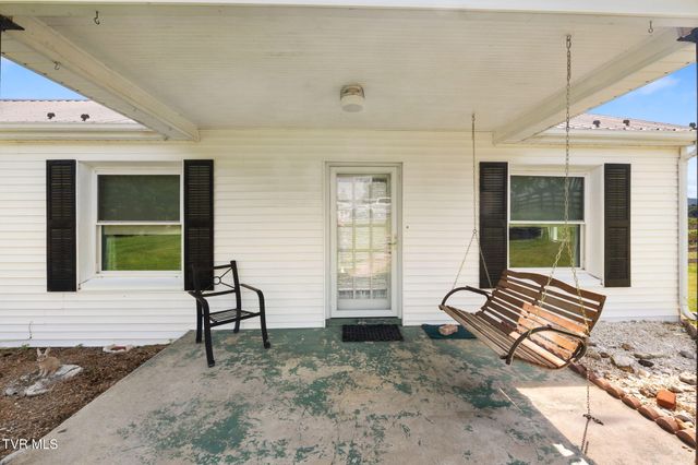 38245 Loves Mill Road, Chilhowie, VA 24319