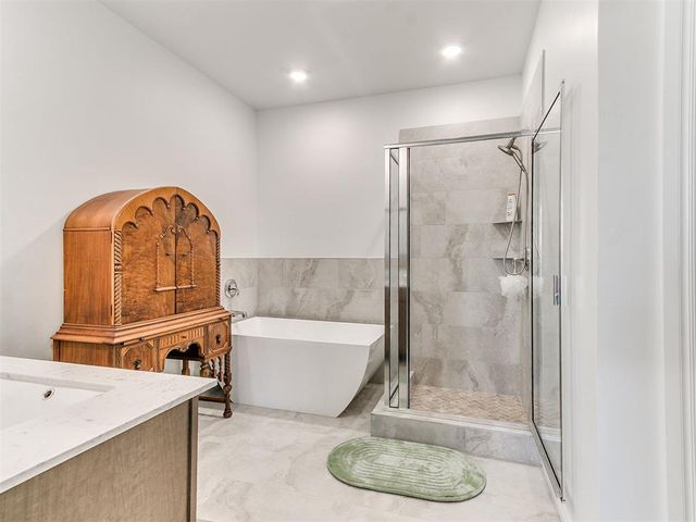 9021 NW 149th Terrace, Yukon, OK 73099