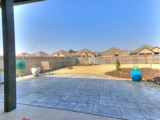 9021 NW 149th Terrace, Yukon, OK 73099