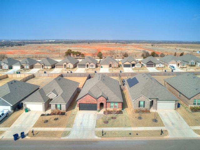 9021 NW 149th Terrace, Yukon, OK 73099