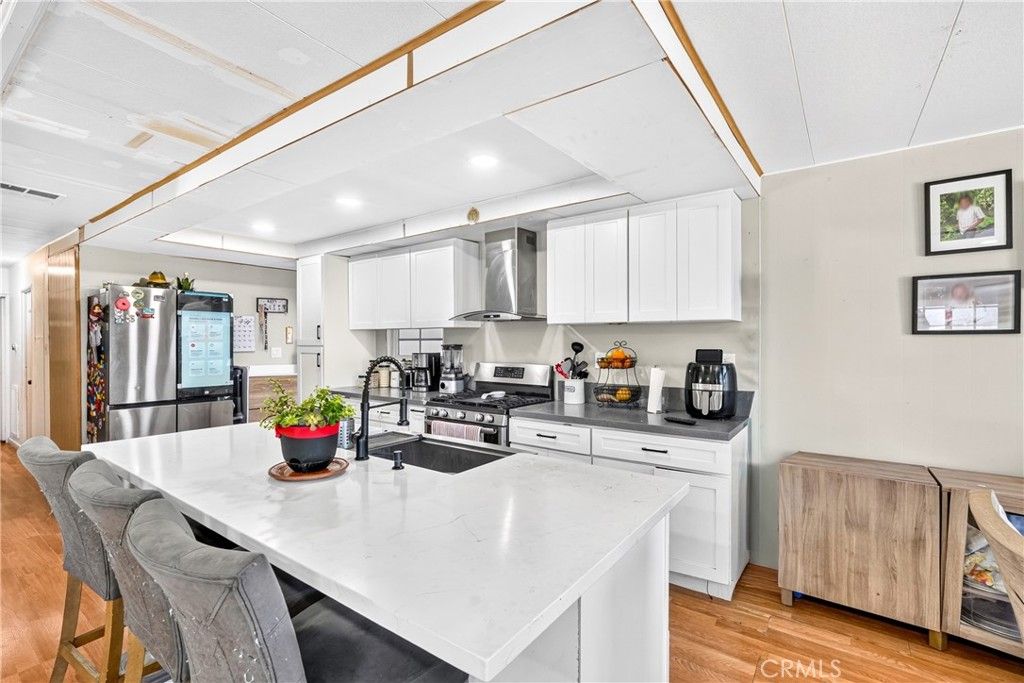 150 E De Anza Lane 150, Tustin, CA 92780 — photo 3