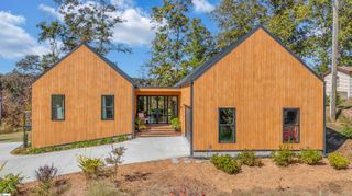 562 Club Drive, Greenville, SC 29611