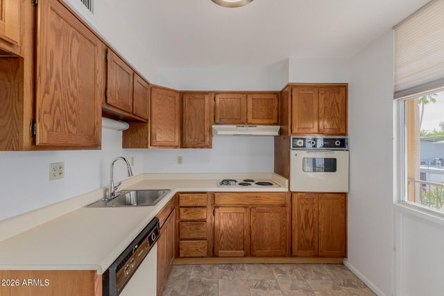 5236 N 20TH Street C4, Phoenix, AZ 85016