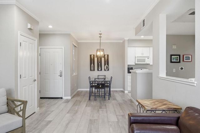 1982 W Bayshore Road 310, East Palo Alto, CA 94303