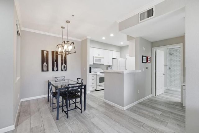 1982 W Bayshore Road 310, East Palo Alto, CA 94303