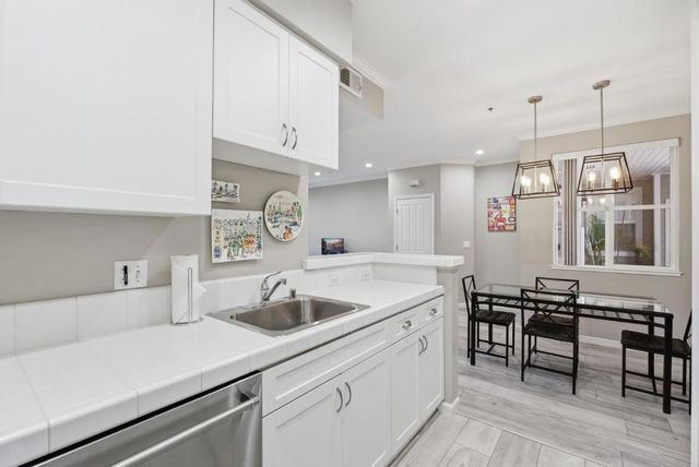 1982 W Bayshore Road 310, East Palo Alto, CA 94303