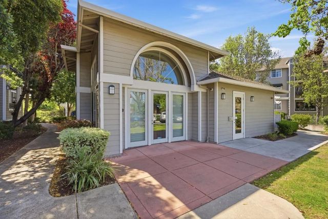 1982 W Bayshore Road 310, East Palo Alto, CA 94303