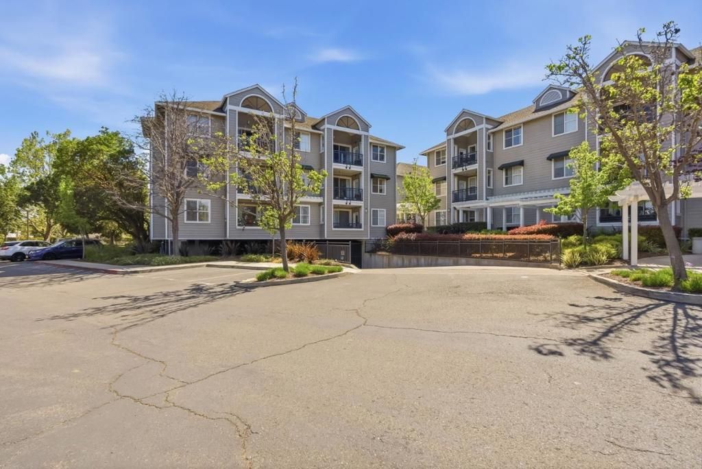 1982 W Bayshore Road 310, East Palo Alto, CA 94303