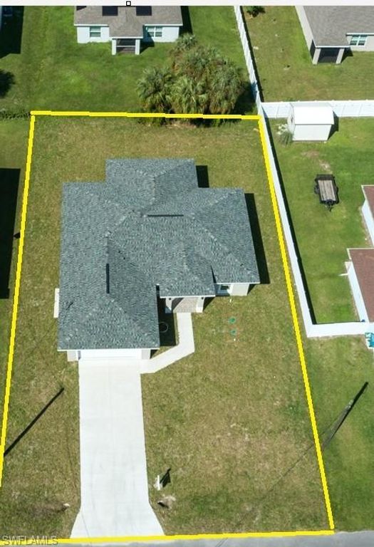 8038 Sunrise CIR, LABELLE, FL 33935 — photo 2