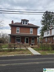 2028 Greenleaf Street, South Whitehall Twp, PA 18104