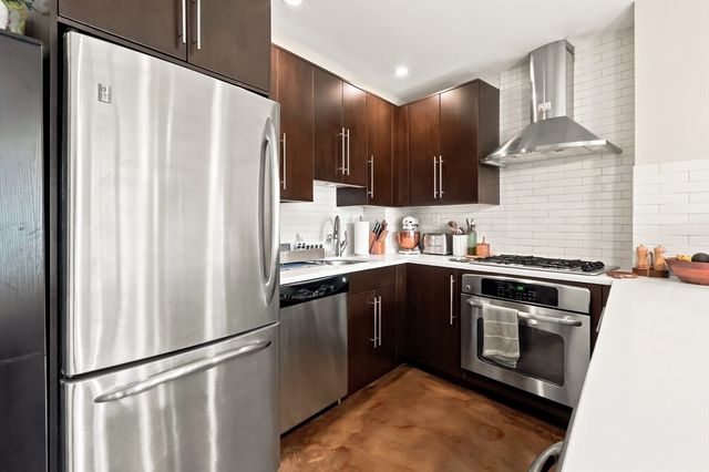 64-66 Salem Street 5R, Boston, MA 02113