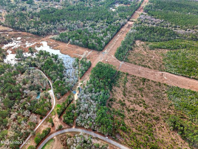 3509 Road 528, Kiln, MS 39556