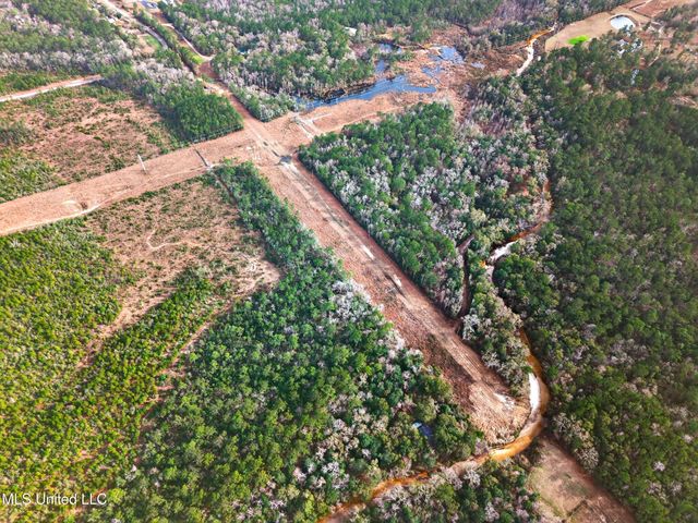 3509 Road 528, Kiln, MS 39556