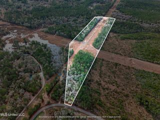 3509 Road 528, Kiln, MS 39556