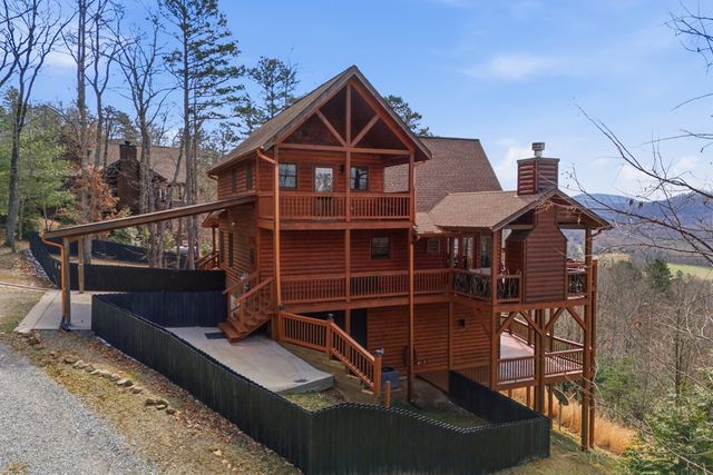 33 Stanley Ridge Drive, Morganton, GA 30560