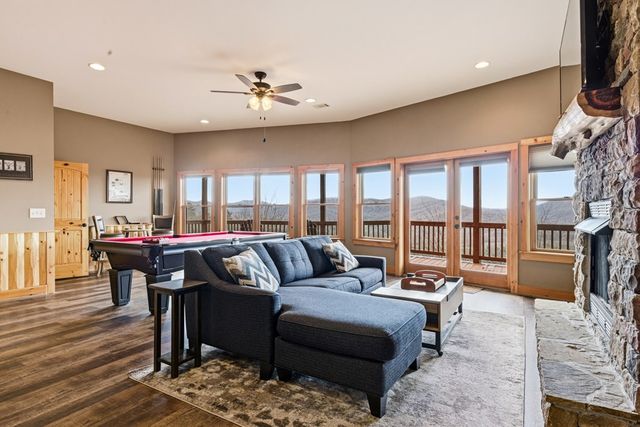 33 Stanley Ridge Drive, Morganton, GA 30560