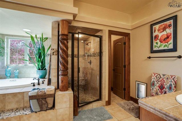 248464 East 1984 Lane, Devol, OK 73531