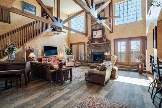 248464 East 1984 Lane, Devol, OK 73531