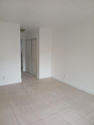 4760 LUCERNE LAKES Boulevard W 405, Lake Worth, FL 33467