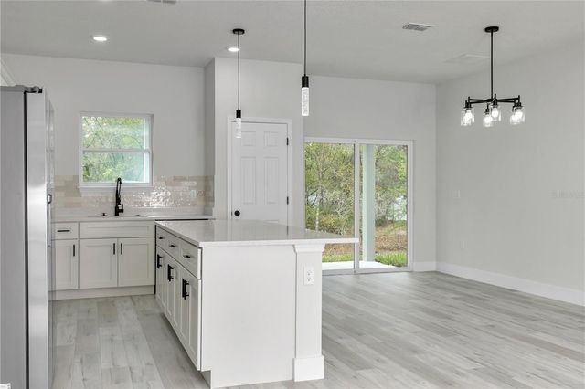 7248 N RADCLIFF AVENUE, Citrus Springs, FL 34434