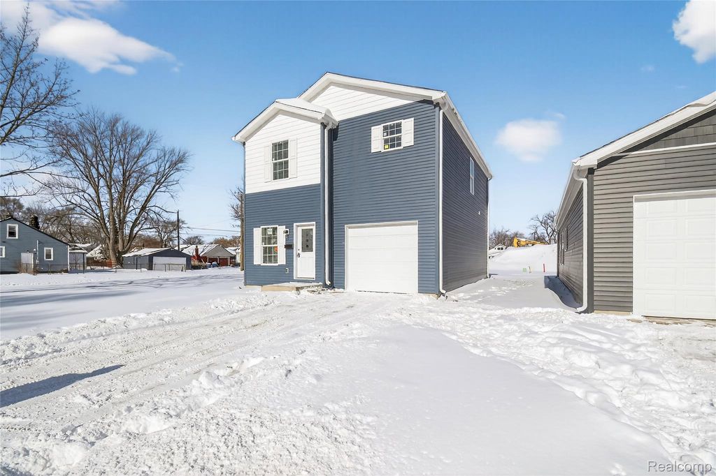 7575 Packard Avenue, Warren, MI 48091