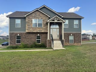 7 Dugger Aly, Clarksville, TN 37042