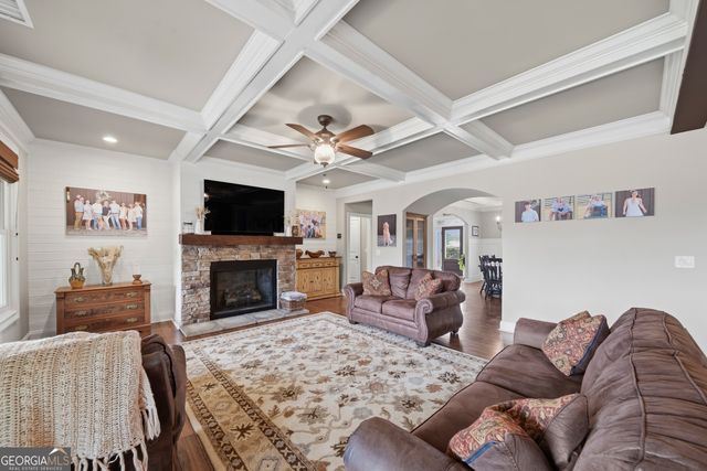 405 New Phoenix Road, Eatonton, GA 31024