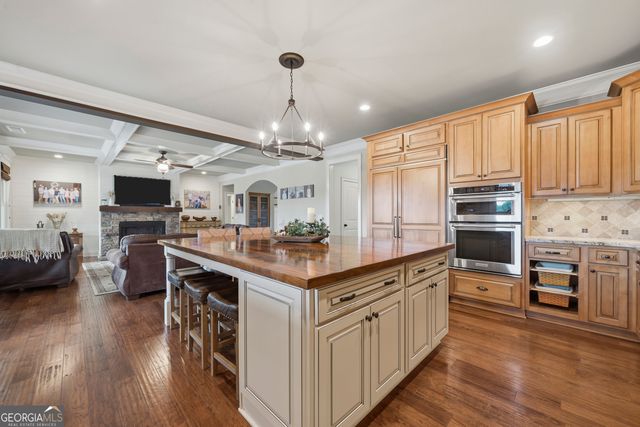 405 New Phoenix Road, Eatonton, GA 31024