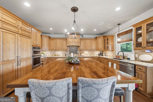405 New Phoenix Road, Eatonton, GA 31024
