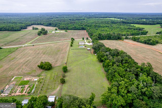 405 New Phoenix Road, Eatonton, GA 31024