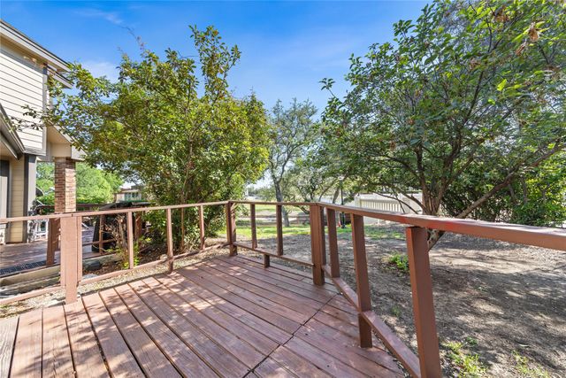 420 Santa Fe Trail 123, Irving, TX 75063