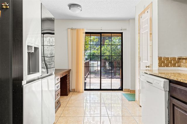 420 Santa Fe Trail 123, Irving, TX 75063