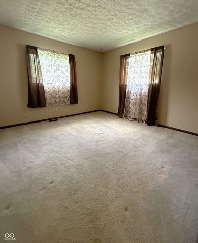 5335 Norcroft Drive, Indianapolis, IN 46221