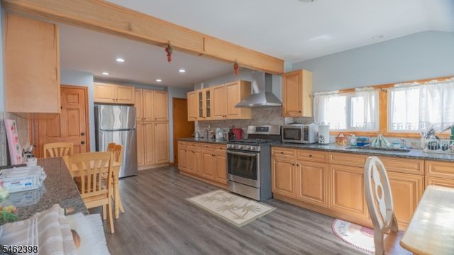 231 Globe Ave, Union Twp., NJ 07083