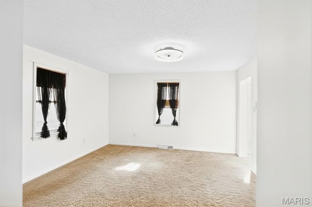 205 E 2nd North Street, Mount Olive, IL 62069