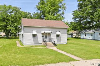 205 E 2nd North Street, Mount Olive, IL 62069
