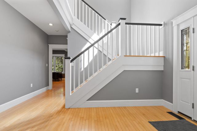 148 Broad Cove Drive, Concord, NH 03303