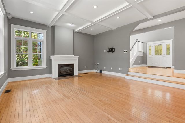 148 Broad Cove Drive, Concord, NH 03303