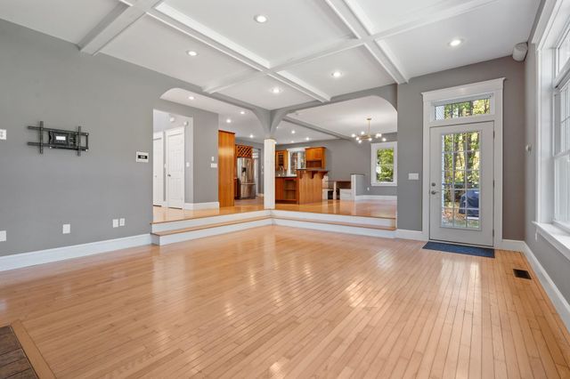 148 Broad Cove Drive, Concord, NH 03303