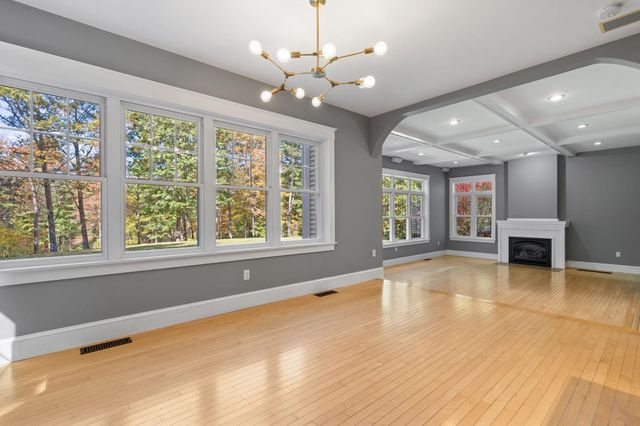 148 Broad Cove Drive, Concord, NH 03303