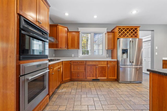 148 Broad Cove Drive, Concord, NH 03303