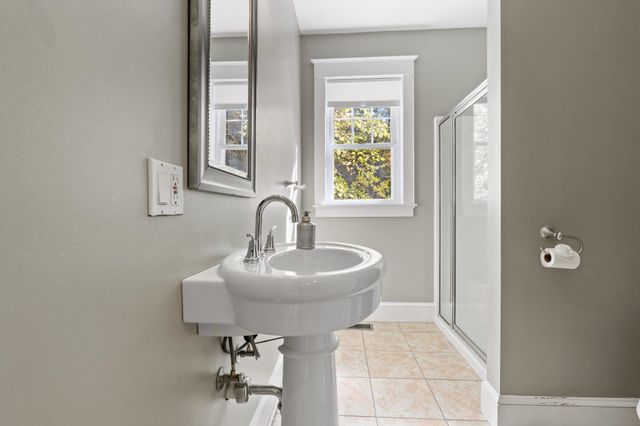 148 Broad Cove Drive, Concord, NH 03303