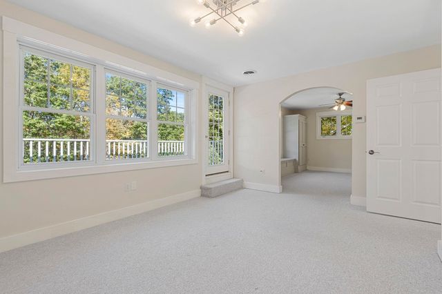 148 Broad Cove Drive, Concord, NH 03303