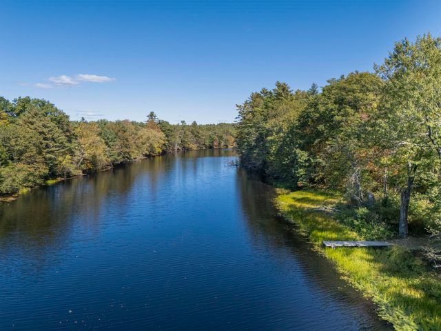 148 Broad Cove Drive, Concord, NH 03303