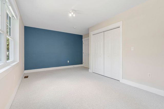 148 Broad Cove Drive, Concord, NH 03303