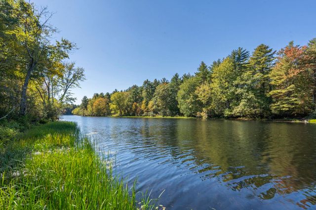 148 Broad Cove Drive, Concord, NH 03303