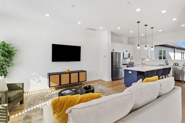 1807 Lee Street, Houston, TX 77026