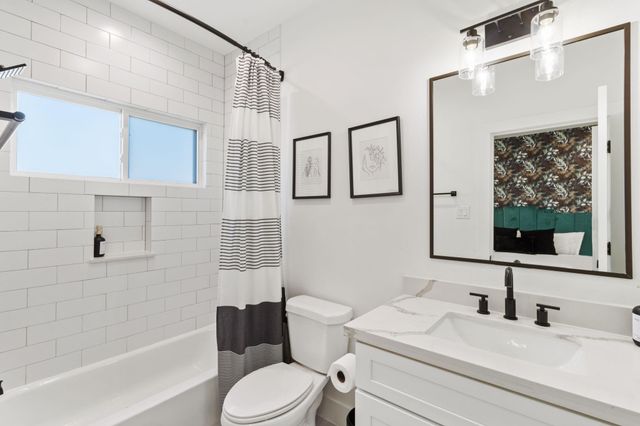 1807 Lee Street, Houston, TX 77026