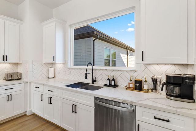 1807 Lee Street, Houston, TX 77026