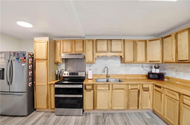 10022 Hall Road, Grand Bay, AL 36541